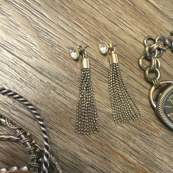 Premier Designs Gold Jewelry Collection - Picture 3 of 5